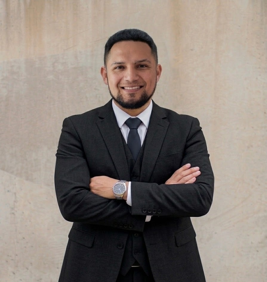 Armando Cifuentes